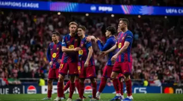 عرض مفاجئ يهدد استمرار لاعب برشلونة مع الفريق